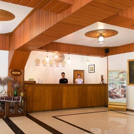 E-Outfitting Golden Country Hotel Mandalay Exterior foto