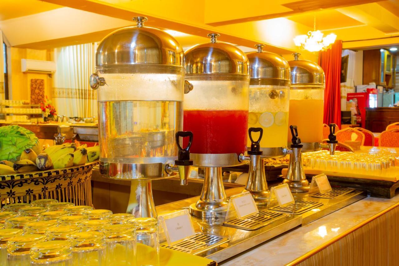 E-Outfitting Golden Country Hotel Mandalay Exterior foto